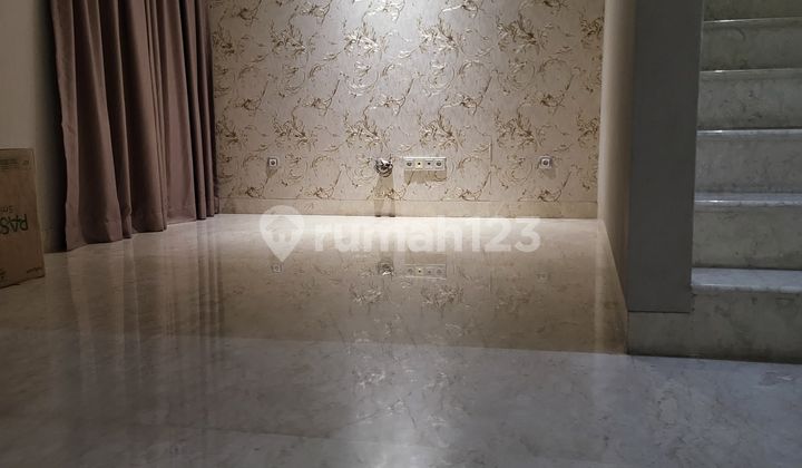 Dijual Rumah Bagus Di Golflake Residence Shm Cluster Favorit 2