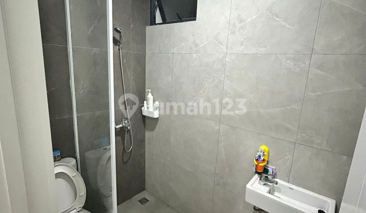 Rumah 2 Lantai Dekat Ke Mall Dan Club Hause 2