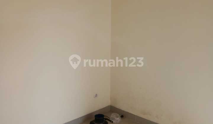 Rumah Dekat Bandara Soerkarno Hatta. Sepatan Tangerang