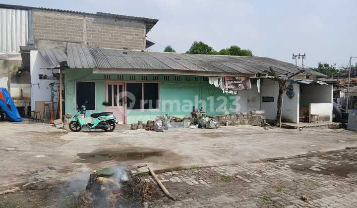 Business Space in the Center of Tangerang City and a Strategic Location Business Space in the Center of Tangerang City and a Strategic Location