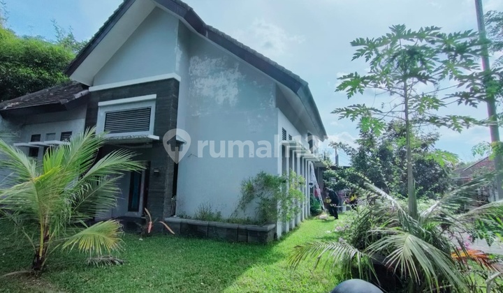 Dijual Rumah Hook Cantik Dalam Perum One Gate Dekat Hyatt Palagan