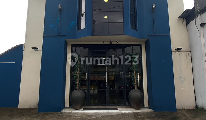 For Rent Commercial Building Suitable for Cafe Restaurant Near UII