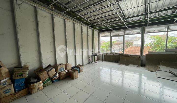For Rent: Commercial Building on Jl Kaliurang Km 5 For Rent: Commercial Building on Jl Kaliurang Km 5