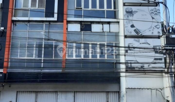 For Sale 3-Story Shop House, Ideal Width Commercial Area Jl Godean