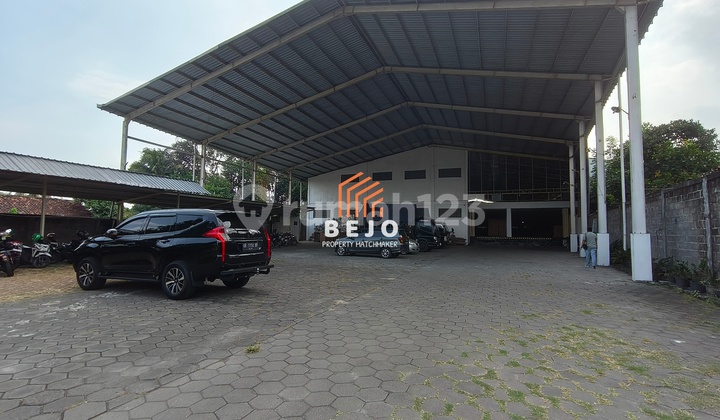For Rent Wide Container Access Office Warehouse in Sleman