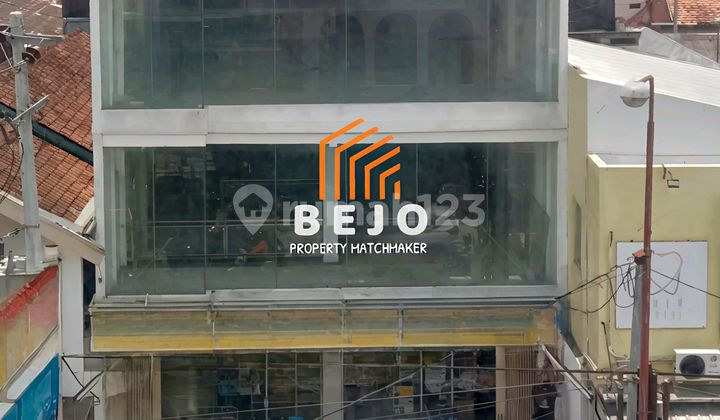 Disewakan Ruko 3 Lantai Di Jl Kaliurang Dekat Ugm