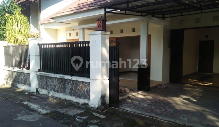 Disewakan Rumah Luas Nyaman Dekat Hyatt Palagan Siap Huni 2