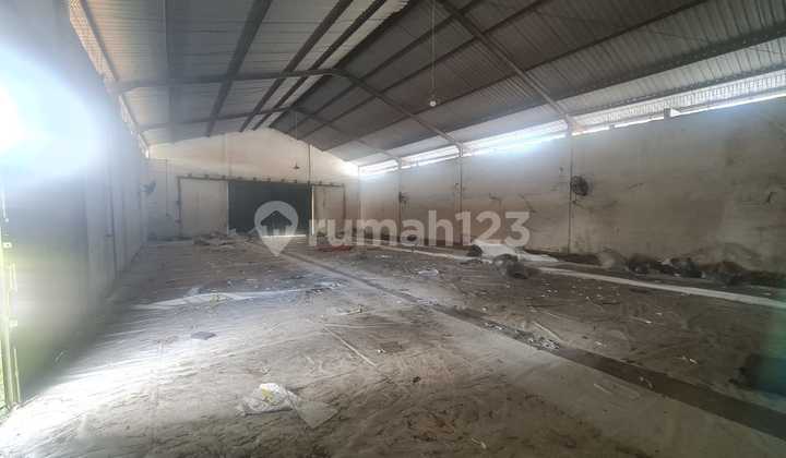 Warehouse Office for Rent in the City, Large Vehicle Access Warehouse Office for Rent in the City, Large Vehicle Access