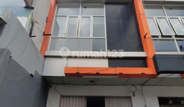 For Sale 3-Story Shop House in Godean Street Commercial Area