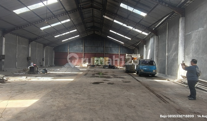 For Rent/ For Sale Office Warehouse with Container Access Near the City For Rent/ For Sale Office Warehouse with Container Access Near the City