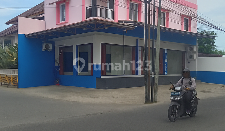 For Rent 2-Story Shop House Suitable for Store/ Business/ Office in Gejayan 1