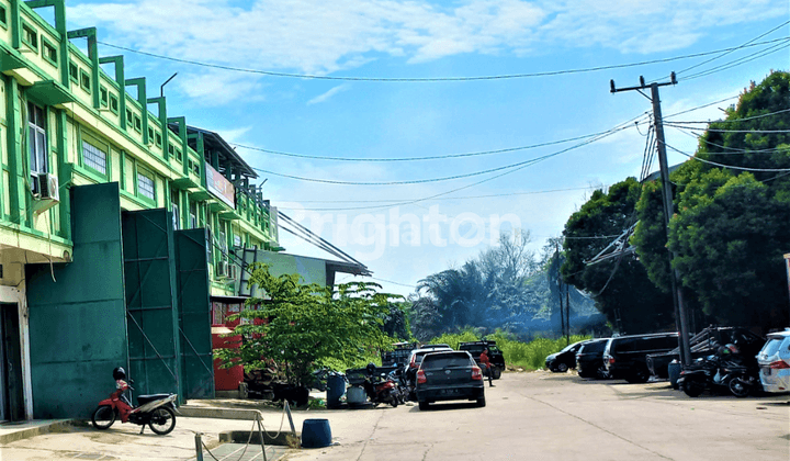 GUDANG KEEMPAT (DARI 4 GANDENG) DI PERGUDANGAN SUKARAME - OUTTER RING ROAD PALEMBANG - SAMPING PT SUMBER ALFARIA TRIJAYA - DEKAT CITRA GRAND CITY - TERMINAL KM 12 ALANG ALANG LEBAR 2