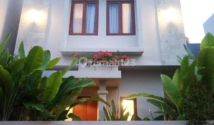 Dijual Beautiful Modern House Mahendradatta 2