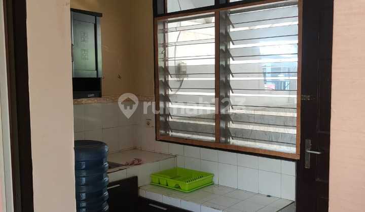 DISEWAKAN RUMAH TERAWAT SUTOREJO 2