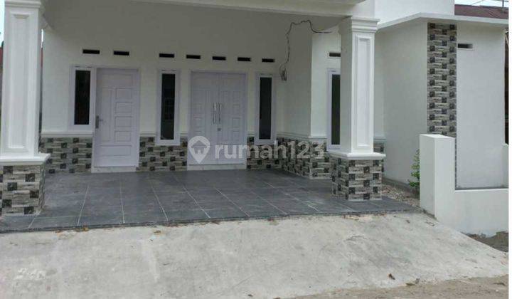 Rumah Dijual di Padang 3 Kamar Tipe 85 Tanah 120m Promo 580jt di Bypass 1