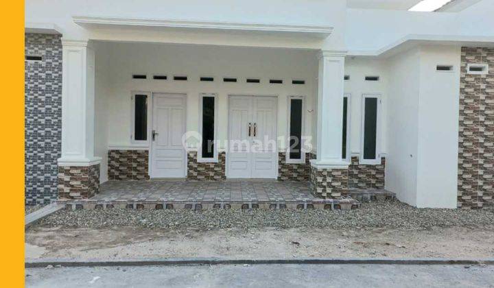 Dijual Rumah Komplek di Padang 3 Kamar Tipe 85 Hanya 590jt Luas Tanah 120m di Depan Tvri Bypass 1