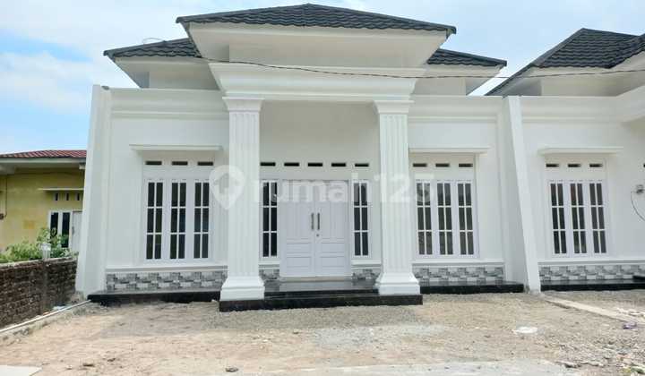 House for Sale on Bypass Air Pacah Padang, Ready to Occupy, 3-Bedroom Type 80, Promotion 690 Million, Koto Tangah
