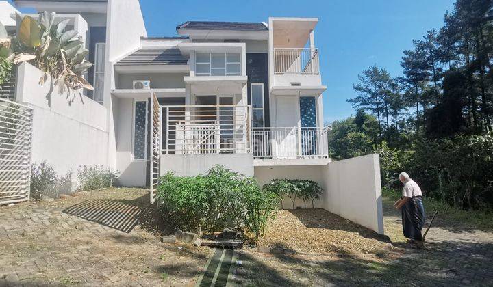  Rumah Siap Huni Lokasi Strategis di Wisata Bukit Sentul, Lawang, Malang 1