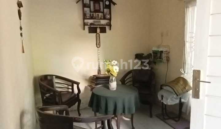 Rumah Dekat Ke Minimarket Dan Polres di Bumi Parahyangan Kencana 2