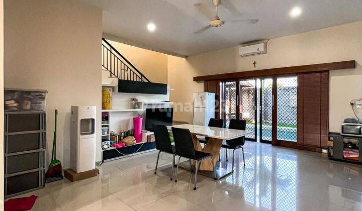 Villa For Sale In Batu Belig 2 Floor Nb 0257 1