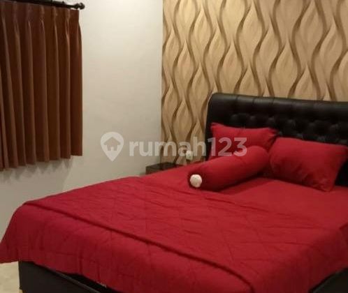 Dijual Rumah 2 Lantai Daerah Gatot Subroto  WD-0275