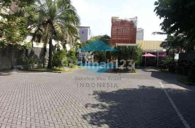 Bangunan Komersial Strategis Di Pusat Kota Surabaya Bangunan Komersial Strategis Di Pusat Kota Surabaya