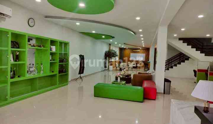 Ruko Siap Pakai Komersial Area Jl. Sumatra Pusat Kota Surabaya 2