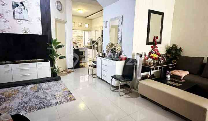 Rumah Minimalis Siap Huni Di Taman Pondok Indah (NAT) 2