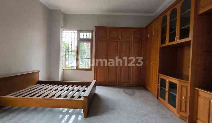 Rumah Modern Taman Hunian Satelit Surabaya Barat (Msy) 2