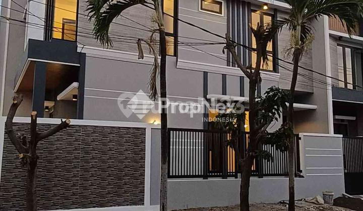 Rumah Scandinavian Sutorejo Prima Surabaya