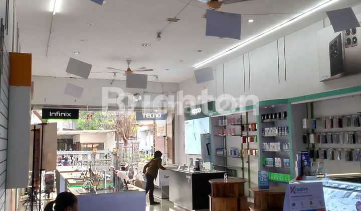 Probolinggo Shop House in the City Center 2