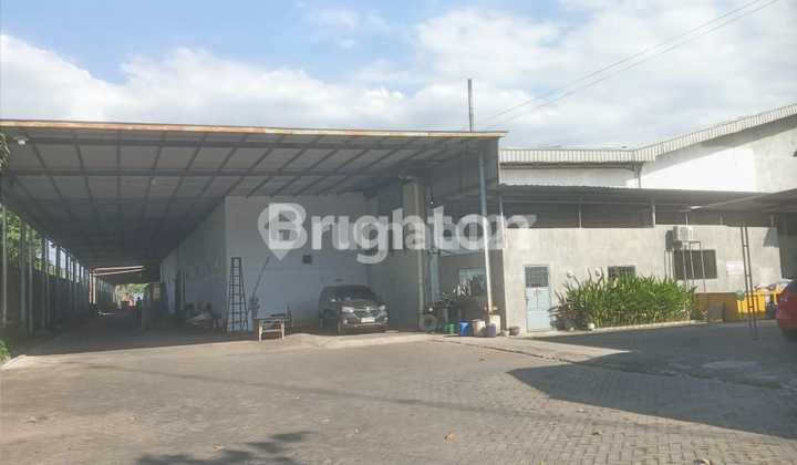 Ex Snack Factory Warehouse in Pacing Mojokerto Ex Snack Factory Warehouse in Pacing Mojokerto