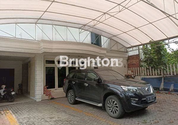 Rumah Usaha di Jalan Sriwijaya - Surabaya 1