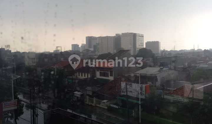 Good Office 750 m2 SHM Cawang, East Jakarta