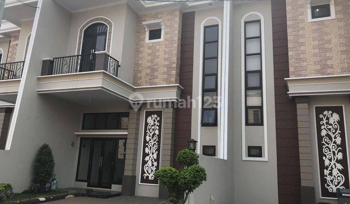 Rumah 2 Lantai Baru Furnished SHM di Kranggan, Bekasi 2