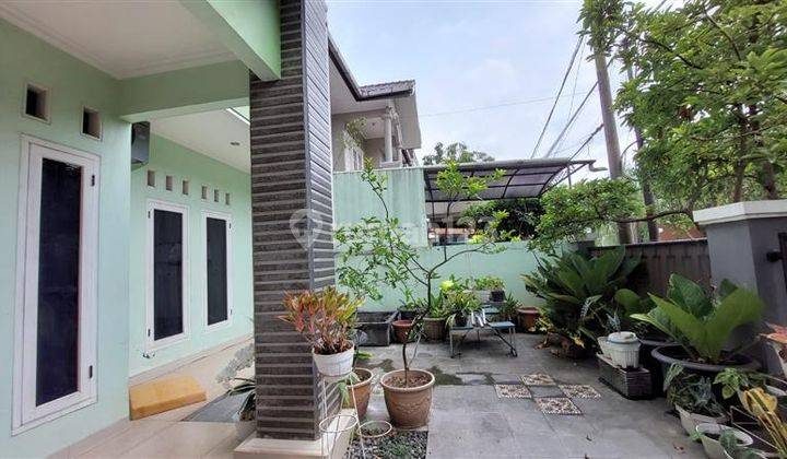 Rumah 2 Lantai Bagus Semi Furnished SHM di Jatikarya, Bekasi 2