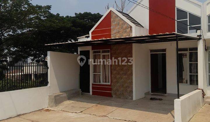 Rumah Bagus Semi Furnished SHM di Leuwinanggung, Bogor 1