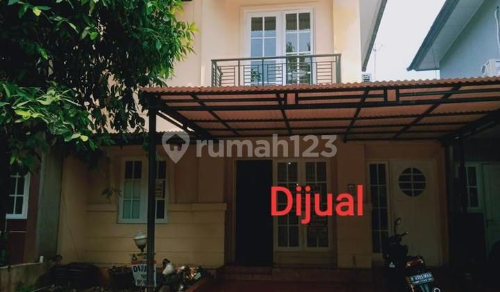 Rumah 2 Lantai Bagus SHM di Kota Wisata, Bogor 1