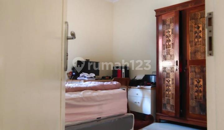 Rumah Bagus 1.5 Lantai Unfurnished SHM di Jati Murni, Bekasi 2