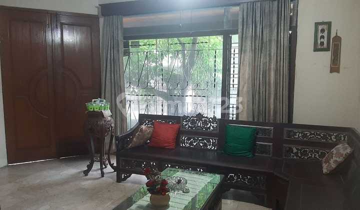 Dekat Akses Tol, Rumah, 2 Lantai, SHM, Dekat Fasilitas Kesehatan, Bebas Banjir