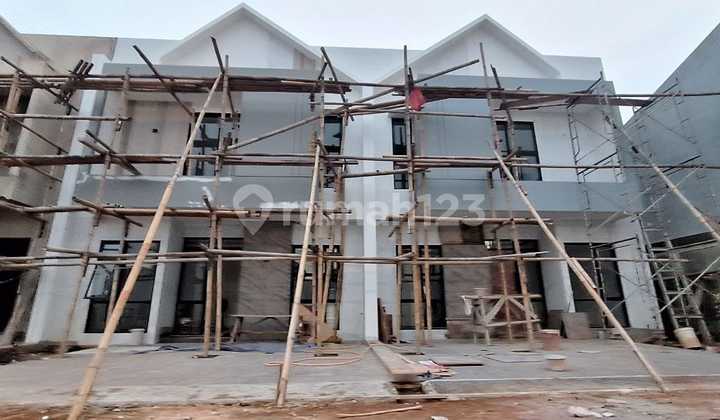 Ready to Occupy, House, 2 Floors, Certificate of Ownership, Near Airport Access, Flood-Free 1