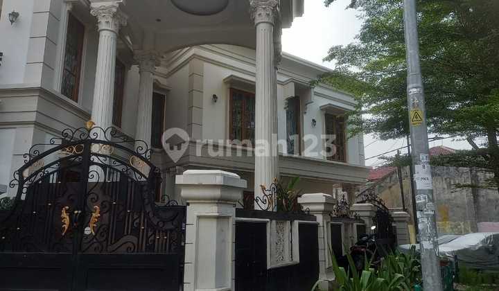 Rumah Bagus Unfurnished SHM Rawamangun, Jakarta Timur
