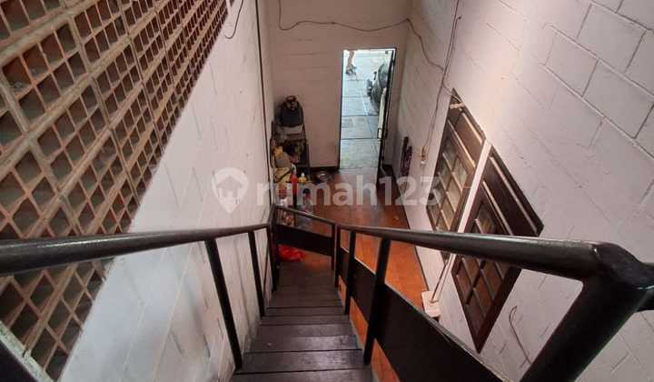 Bebas Banjir, Rumah, 2 Lantai, SHM, Dekat Tempat Wisata, bisa KPR 2