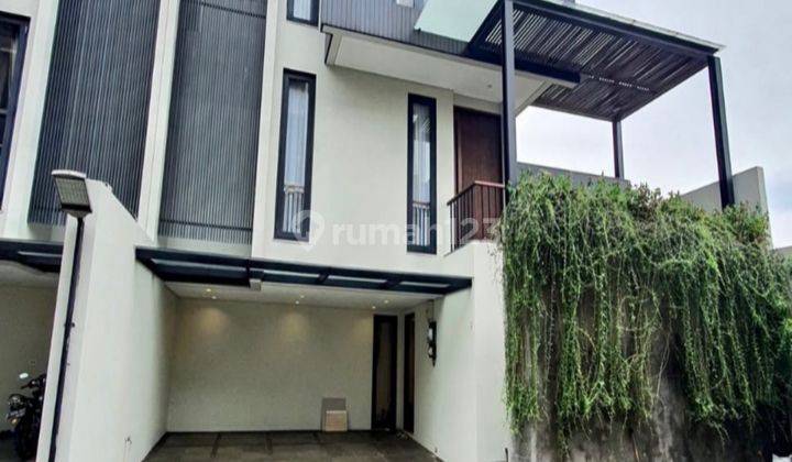  Rumah 3 Lantai Bagus Semi furnished Cilandak Jakarta Selatan 1