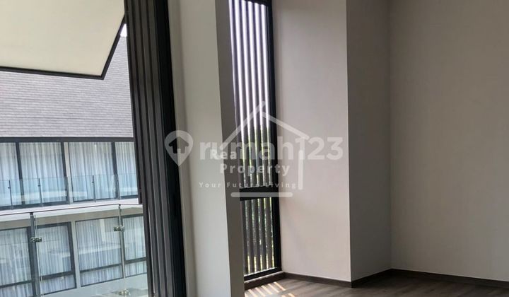 Rumah Modern Bagus 3 Lantai Dilebak Bulus Jakarta Selatan Rumah Modern Bagus 3 Lantai Dilebak Bulus Jakarta Selatan