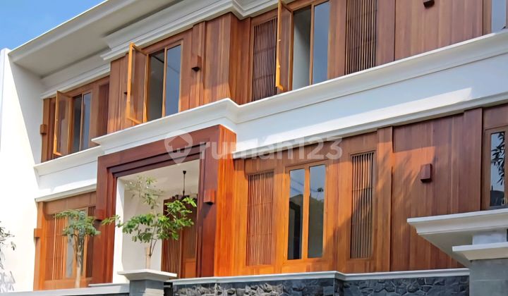 Nice House In Kemang Fully Furnished Private Lift Prime Location