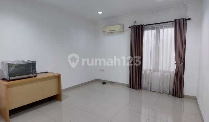 For Rent Beautiful Fully Furnished House in Kemang, South Jakarta 2