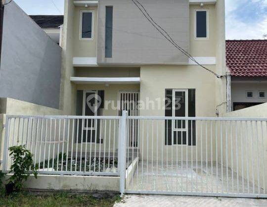 Rumah Baru 2 Lantai Minimalis Under 1m Citra Sentosa Lakarsantri  1