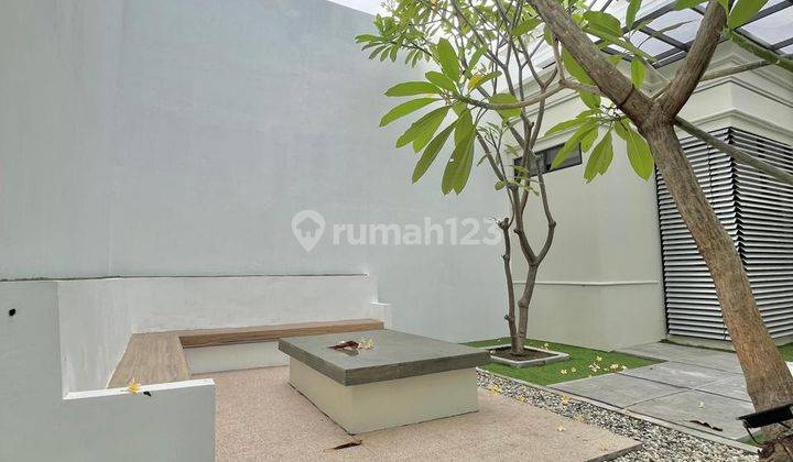 Disewakan Rumah Dian Istana Taman Ratu Model Baru Full Furnish  2