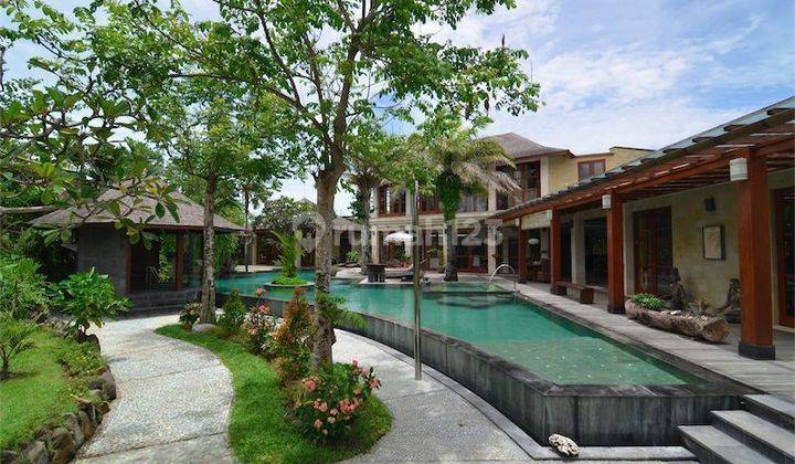 Villa Mewah Seminyak Kuta Bali 2